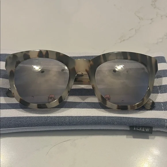 J.Crew Cabana Tortoiseshell Sunglasses - Picture 1 of 1